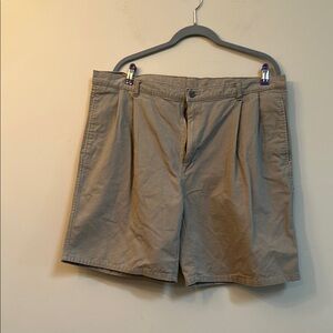 Polo Ralph Lauren Chino Shorts - Men’s 40 -Khaki - Pleated Front - Classic Fit